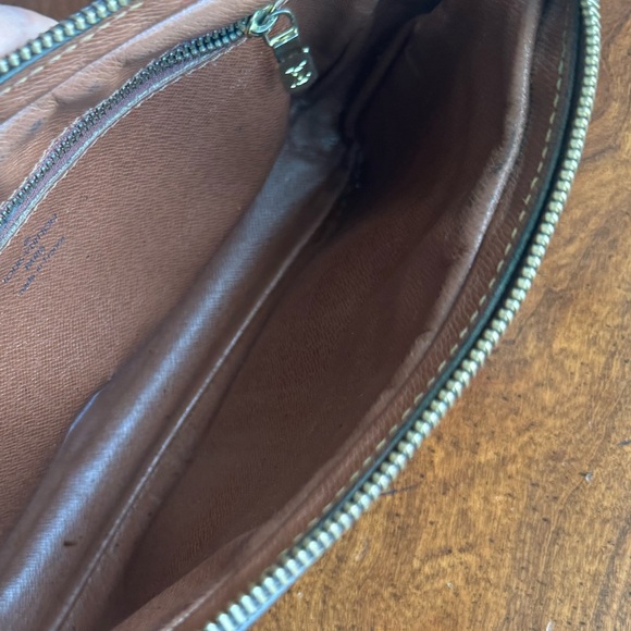 LV Vintage Wristlet Louis Vouitton - Picture 7 of 16